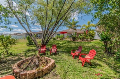 2107 Colville Chase Dr, Ruskin FL  33570-6306 exterior