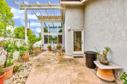 1730 Port Westbourne Pl, Newport Beach CA  92660-5330 exterior