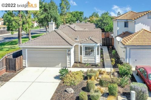 1888 Babbe St, Oakley, CA 94561-1639