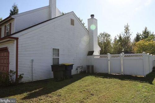414 Wind Dr, Dover, DE 19901-6692