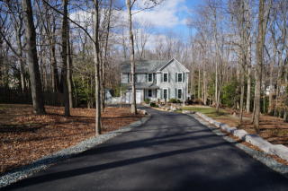 313 Battleship Cv, Stafford VA  22554-2710 exterior