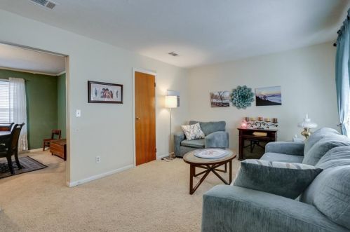 664 Glenmore Ave, North Augusta SC  29841-2425 exterior