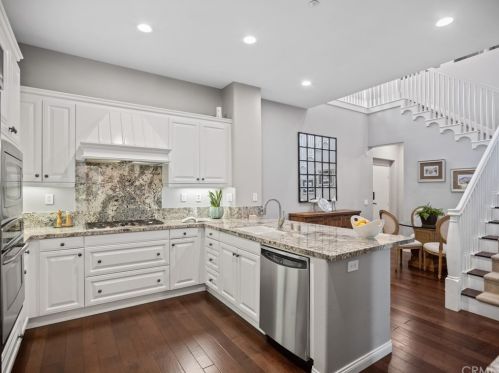83 Mandria, Newport Beach, CA 92657-1307