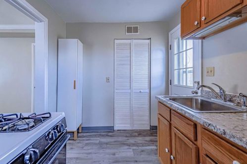 213 Palmer St, Easton PA  18042-7238 exterior