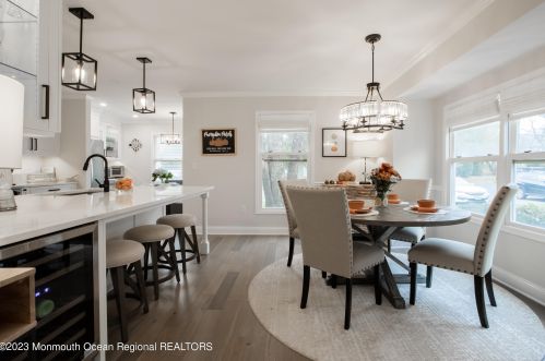 14 Eastborne Dr, Little Silver NJ  07739-1235 exterior
