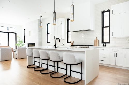 364 Franklin St, Denver CO  80218-4007 exterior