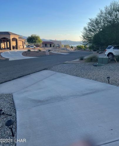2361 Tee Dr, Lake Havasu City, AZ 86406-7618