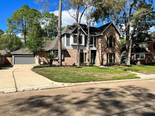 5707 Lone Cedar Dr, Humble, TX 77345-1454