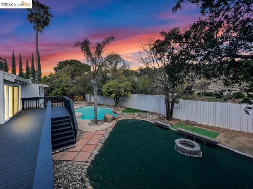 3187 Stanford Ln, Folsom, CA 95762-4303