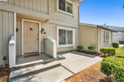 4288 Comet Cir, Union City, CA 94587-4026
