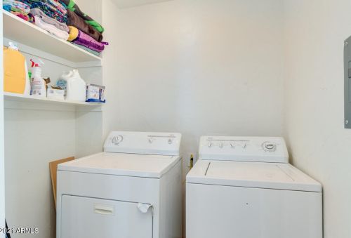 4333 17 Ave, Phoenix AZ 85085-6300 exterior