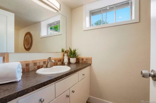 3360 Chase St, Denver CO  80212-7038 exterior