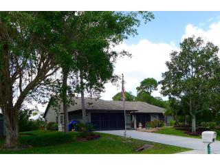 365 Periwinkle Dr, Sebastian, FL 32958-6617