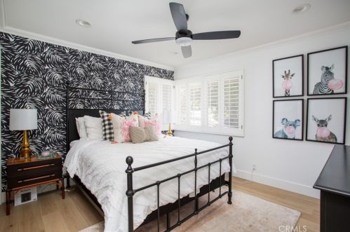 2936 Alta Vis Dr, Newport Beach CA  92660-3205 exterior