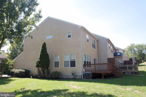 15 Dunkirk Ct, Norristown, PA 19403-4558