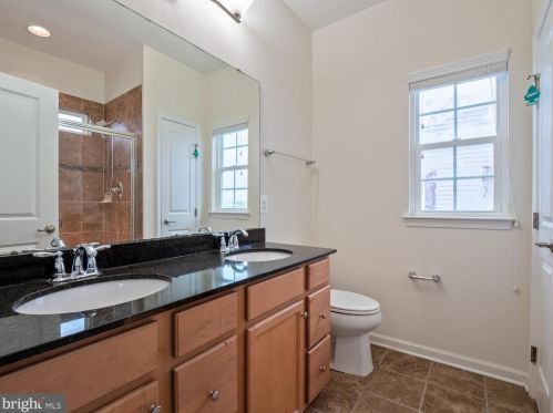 1708 Rockledge Ter, Woodbridge VA  22192-2508 exterior