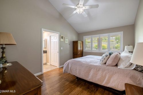 676 Weaver St, Simi Valley CA  93065-4315 exterior