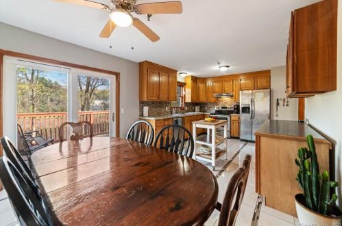 436 Farmwood Rd, Waterbury, CT 06704-2142