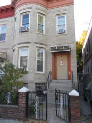 142 35th St, Brooklyn, NY 11203-2719