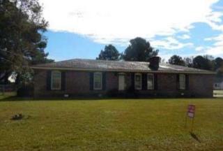 101 Waters Cir, Goldsboro, NC 27534-8808