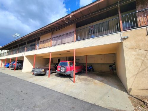 889 Laurel Ave, Upland CA 91786-2765 exterior