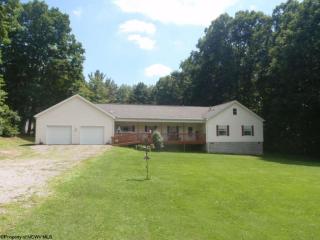236 Kelly Rd, Morgantown, WV 26508-3553