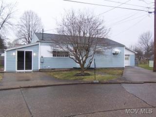 3 Stella Ct, Parkersburg, WV 26104-1359