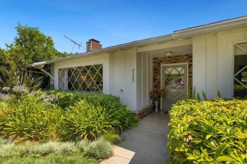 4262 Lemp Ave, North Hollywood CA  91604-2811 exterior