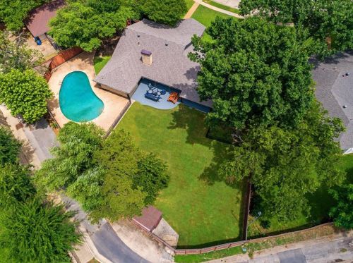 4015 Flintridge Dr, Dallas, TX 75244-6617