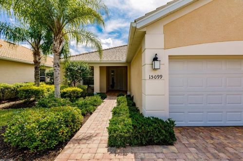 15099 Danios Dr, Bonita Springs, FL 34135-8651