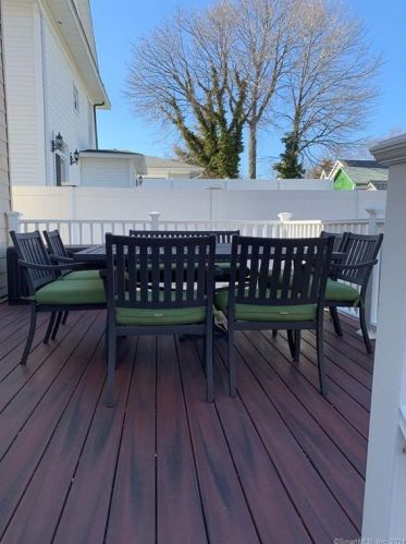 9 Grant St, Milford CT 06460-5311 exterior