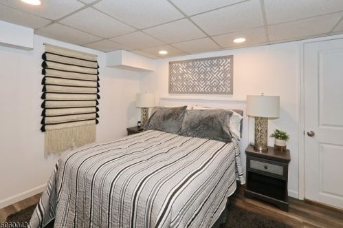 529 Myrtle Ave, Roselle Park NJ  07204-1507 exterior