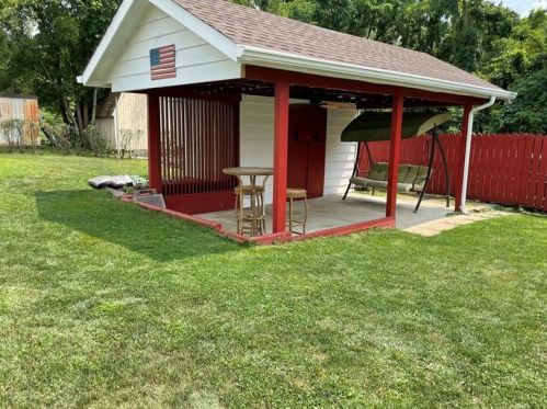 338 Center St, Bridgeville PA  15017-2434 exterior