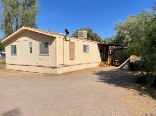 10241 Happy Valley Rd, Mohave Valley, AZ 86440-9674