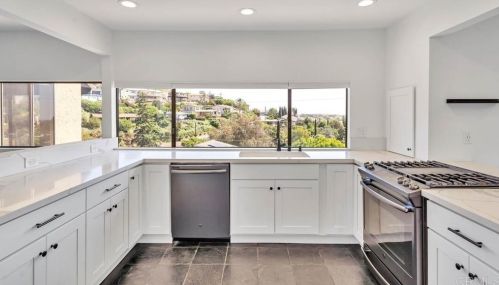 7949 Pasadena Ave, La Mesa CA  91941-7878 exterior