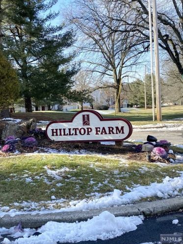 124 Harvest Ln, Lincoln Park NJ  07035-2045 exterior