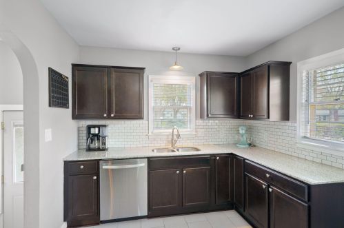 525 66 Ave, Minneapolis MN 55429-1619 exterior