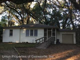 304 25th St, Gainesville FL  32607-2688 exterior