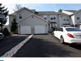 136 Forge Ln, Langhorne, PA 19053-7838