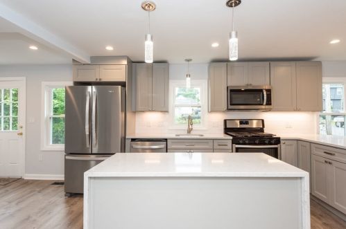 27 Canobieola Rd, Methuen MA  01844-1606 exterior