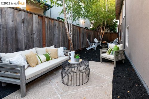 1744 Mcgee Ave, Berkeley CA  94703-1266 exterior