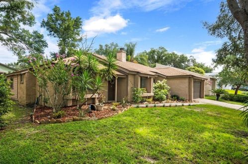 1050 Windsong Cir, Apopka, FL 32703-8246