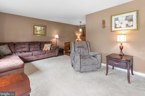1803 Locust St, Norristown, PA 19401-3013