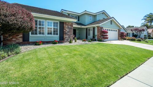 2424 Skylinks Ct, Santa Maria, CA 93455-1522