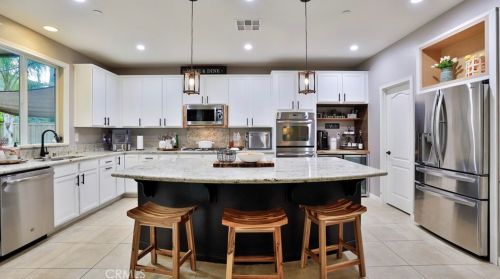 35595 Desert Rose Way, Lake Elsinore CA  92532-2905 exterior