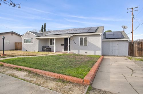 1429 Merced St, Newman, CA 95360-1611