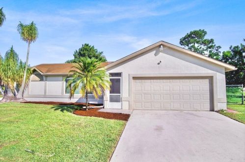1085 Canary Ter, Fort Pierce, FL 34953-1818