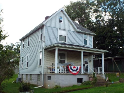 205 Jefferson Ave, West Brownsville, PA 15417-2426
