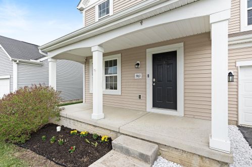 3963 Snowshoe Ave, Darbydale OH  43123-1372 exterior