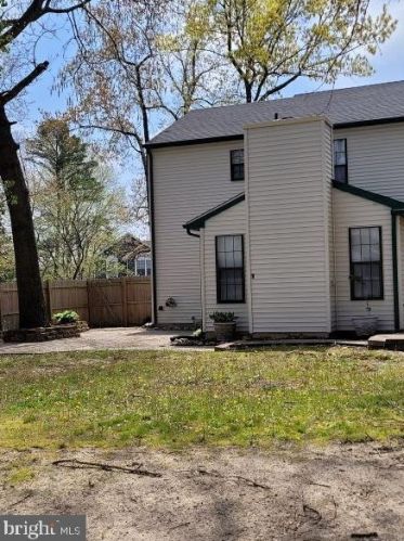 17 Brearly Dr, Erial NJ  08081-4456 exterior